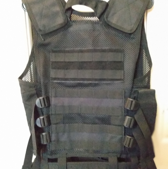 Tactical vest - Picture 2 of 2